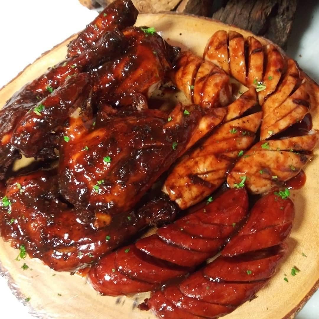 A plate of BBQ at The Wood Urban Kitchen in Inglewood, CA