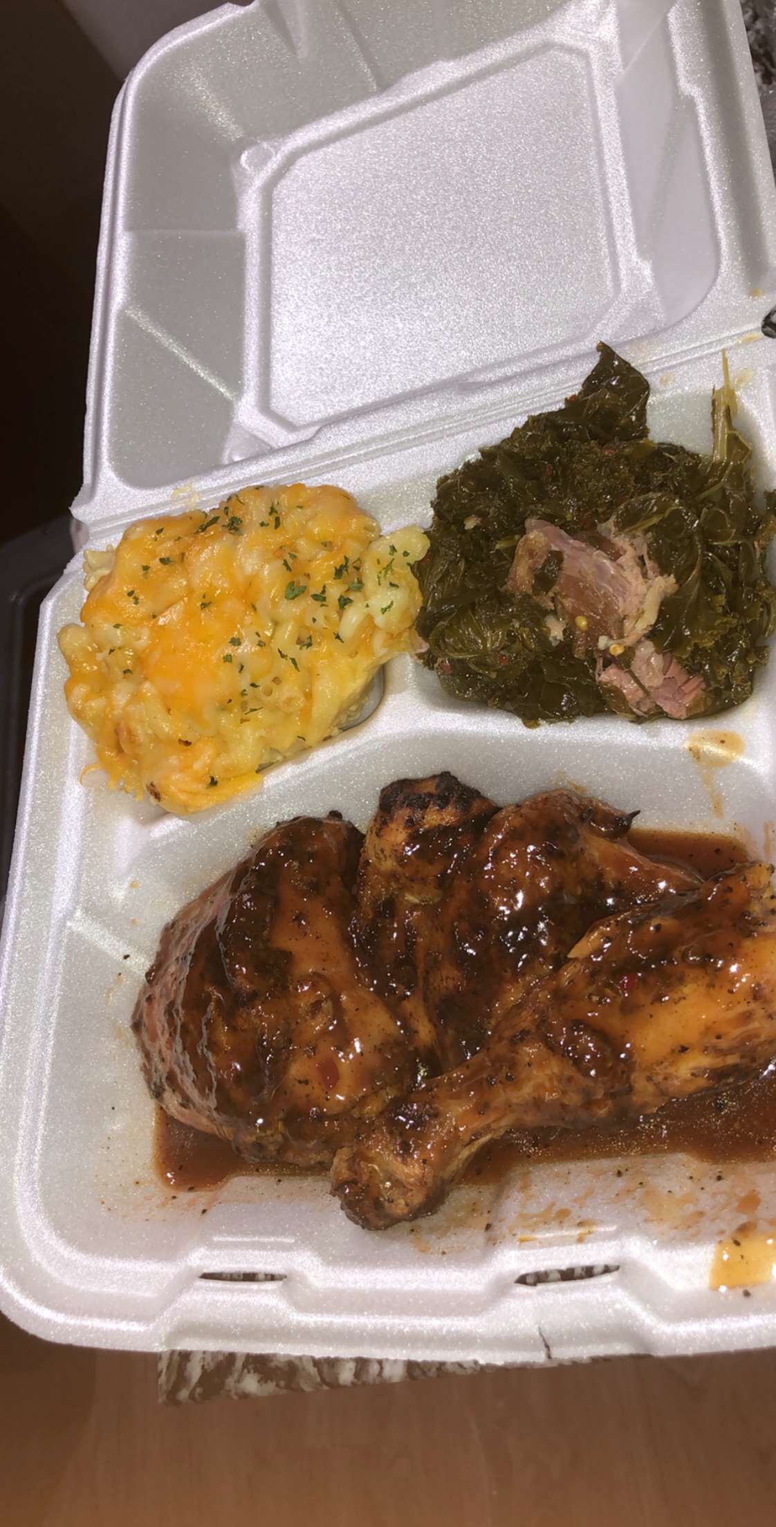 Str8 Out The Kitchen features Soulfood cuisine in Columbus, Ohio