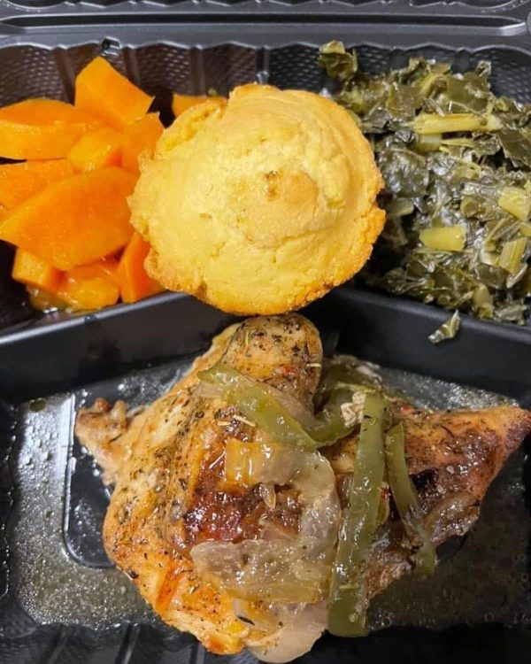Sugar’s Place features Soulfood cuisine in Jackson, Mississippi