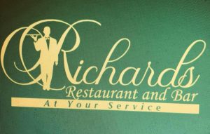 richards logo 300x191